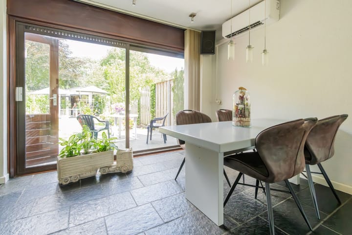 Foto 10 van Schoolstraat 68