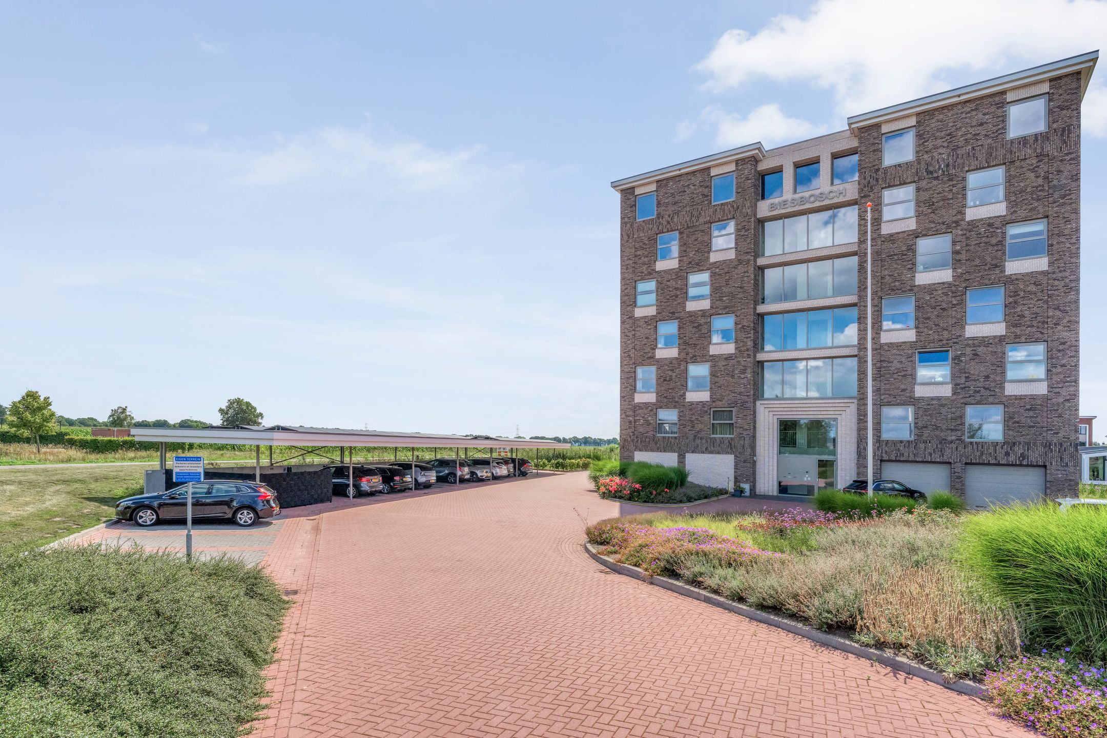 Foto 48 van Van der Grondenstraat 6