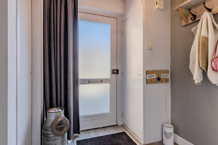 Foto 9 van Burgemeester van Poppelstraat 107