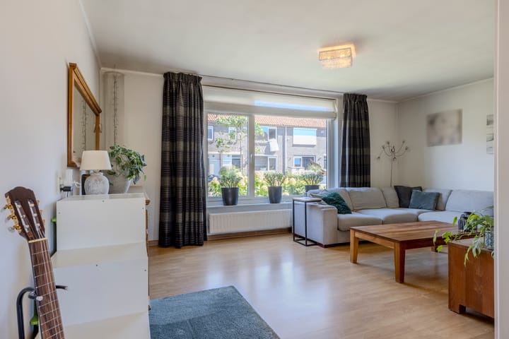 Foto 15 van Burgemeester van Poppelstraat 107