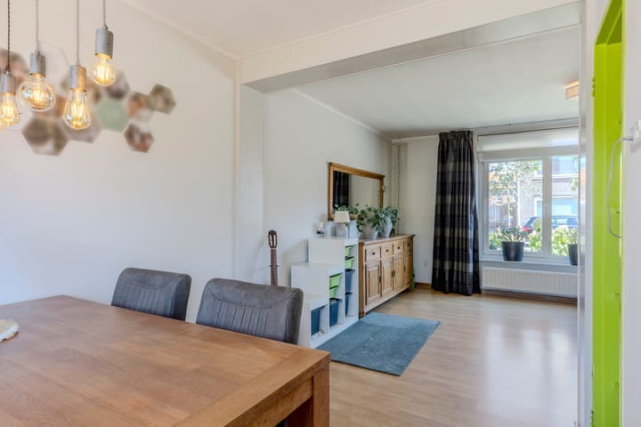 Foto 17 van Burgemeester van Poppelstraat 107