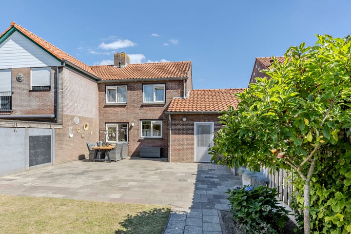 Foto 19 van Burgemeester van Poppelstraat 107