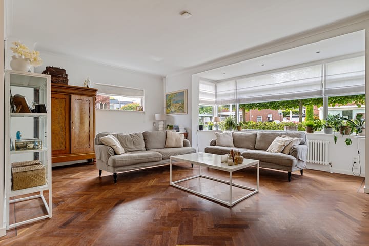 Foto 2 van Carry van Bruggenstraat 10