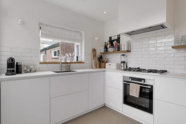 Foto 12 van Carry van Bruggenstraat 10