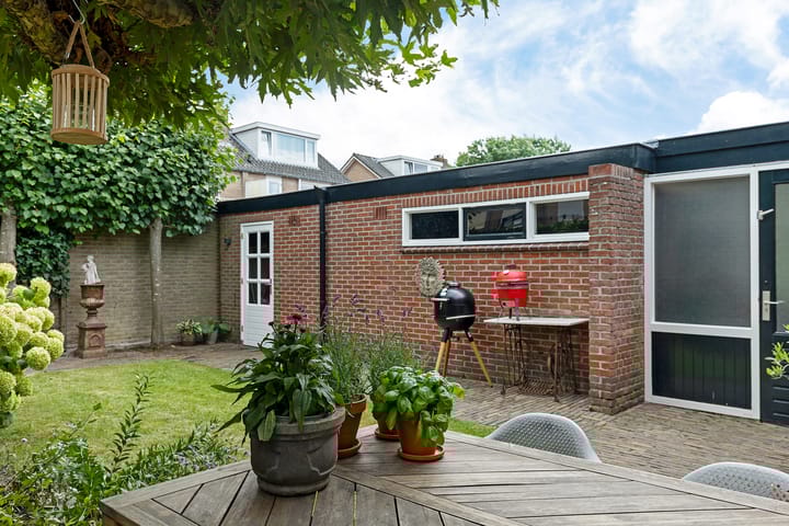 Foto 33 van Carry van Bruggenstraat 10