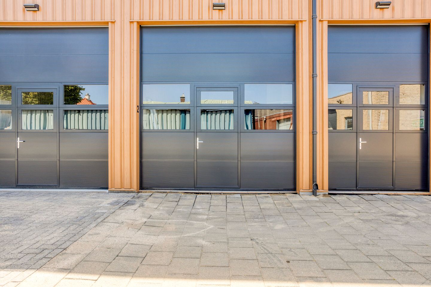 Bekijk foto 4 van Burg. van Roijstraat 10