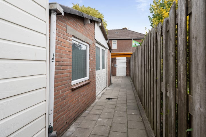 Foto 33 van Molenstraat 91