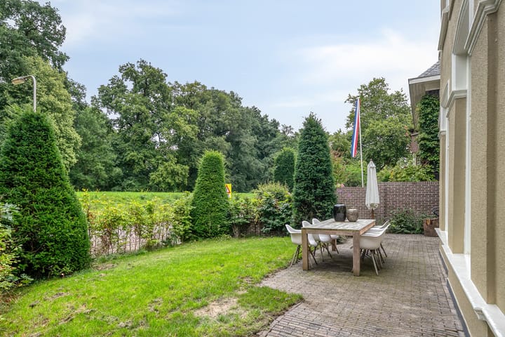 Foto 25 van Vonderstraat 1