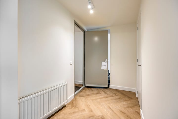 Photo 7 of Raadhuisstraat 60-A