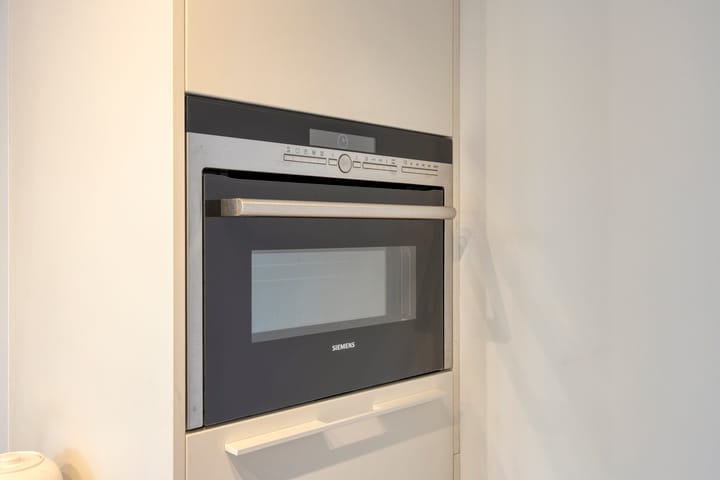 Photo 12 of Raadhuisstraat 60-A