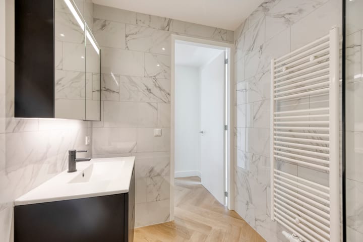 Photo 26 of Raadhuisstraat 60-A