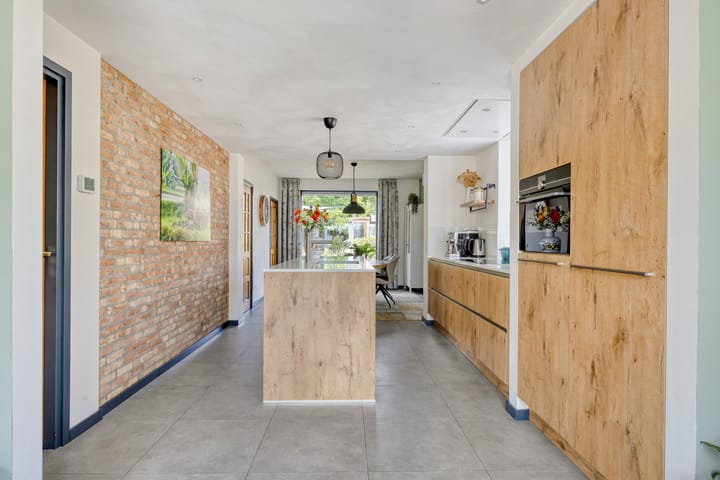 Photo 12 of Dorpstraat 109