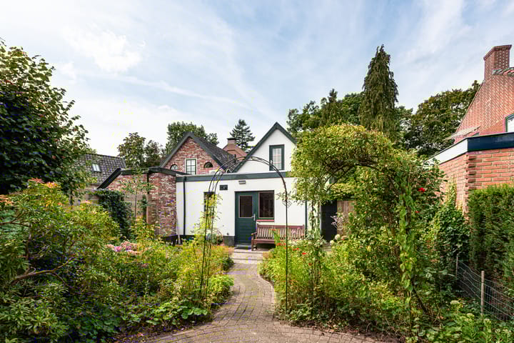 Foto 2 van Jacob van Lenneplaan 9