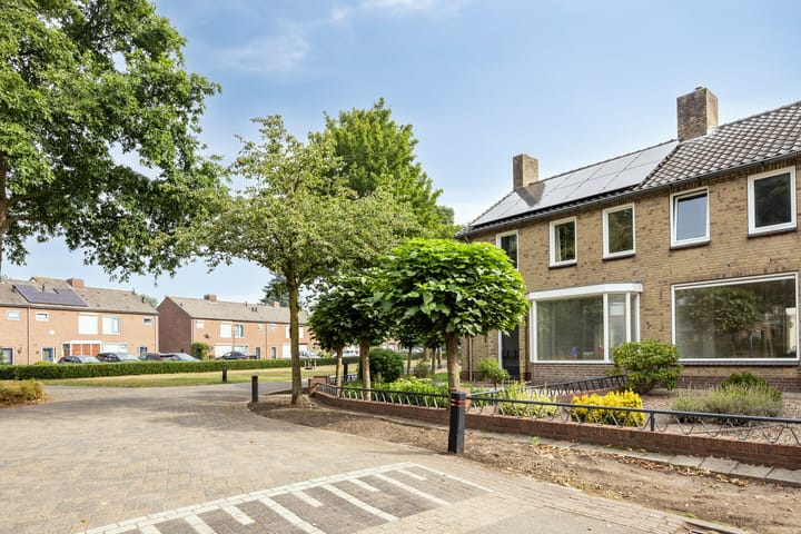 Photo 3 of Comestraat 1