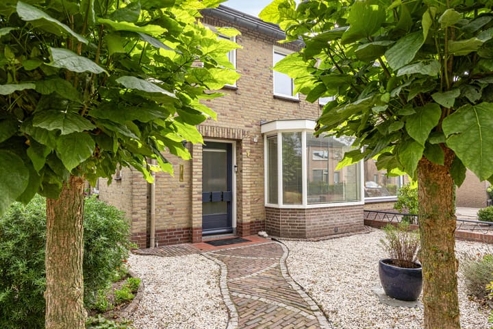 Photo 4 of Comestraat 1