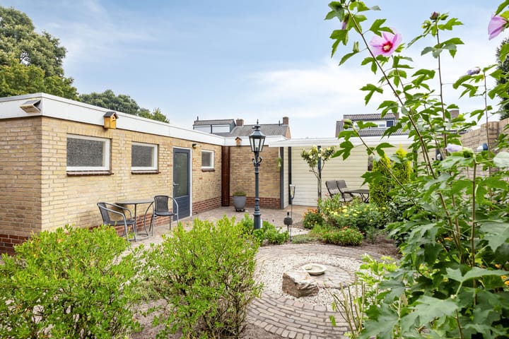 Photo 24 of Comestraat 1