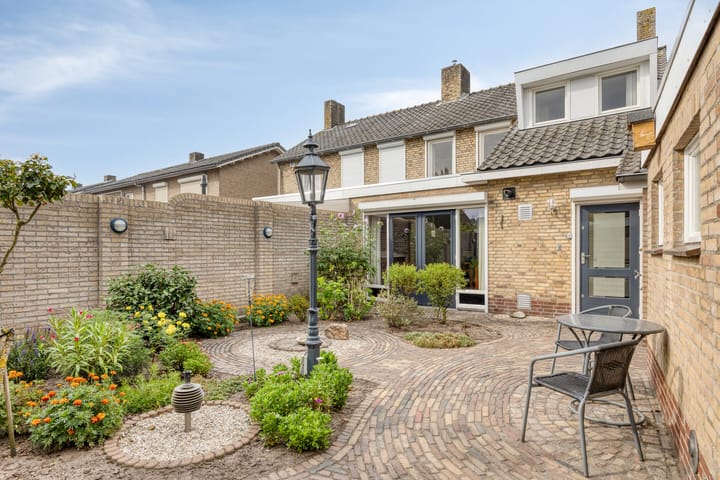 Photo 26 of Comestraat 1