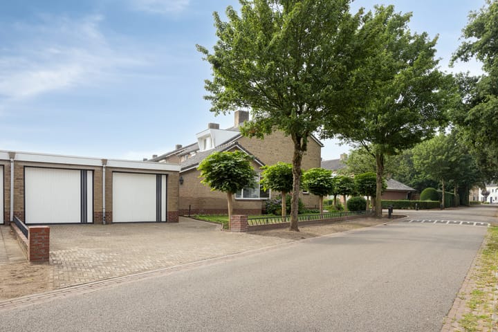 Photo 28 of Comestraat 1