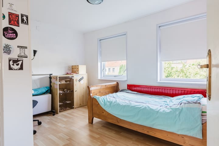 Foto 28 van Harm Nijholtstraat 4