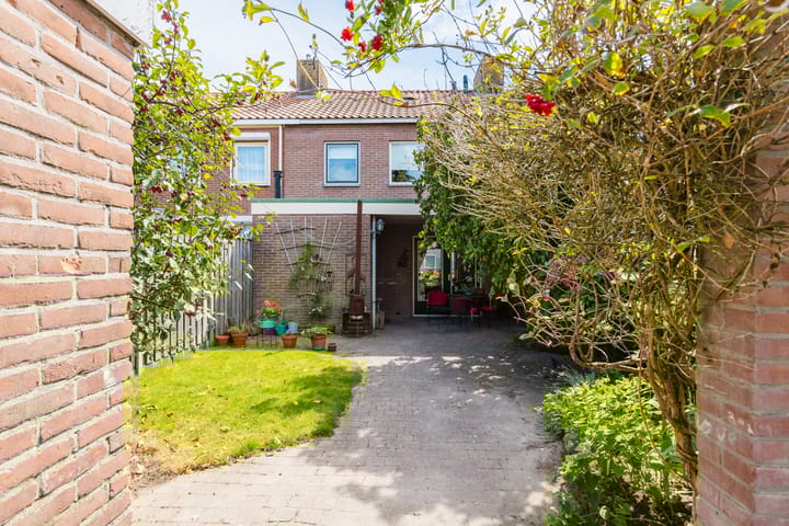 Foto 33 van Harm Nijholtstraat 4