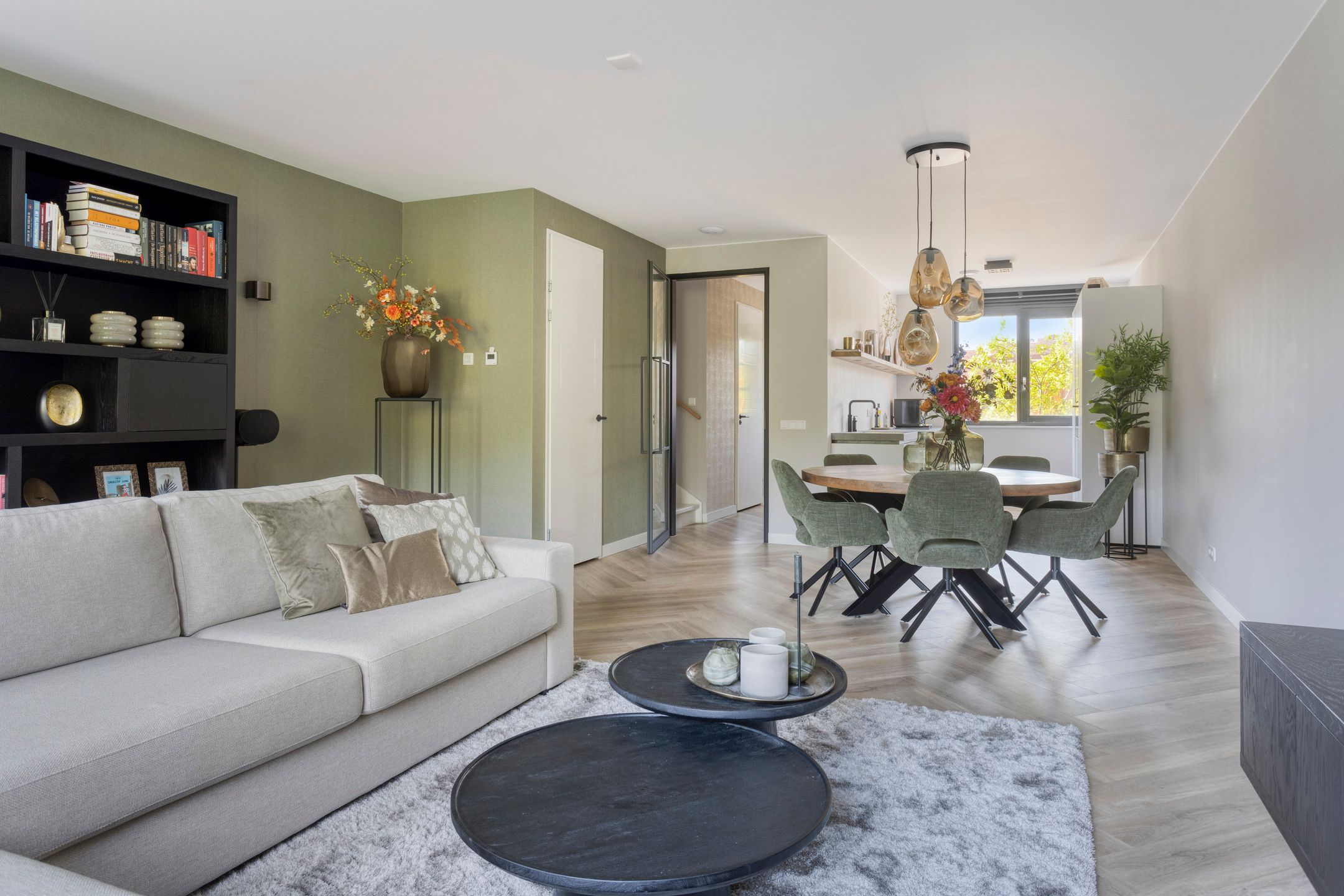 Foto 6 van Oeverhuyze 12