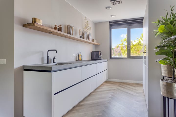 Foto 8 van Oeverhuyze 12