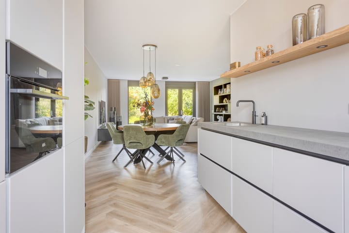 Foto 9 van Oeverhuyze 12