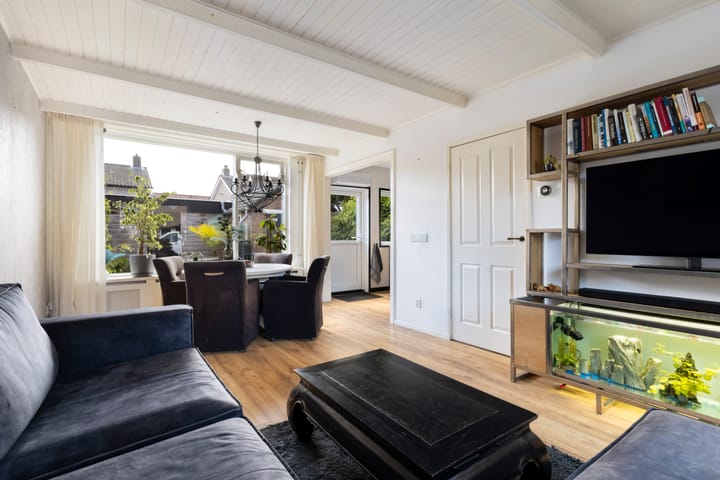 Foto 2 van Schoolstraat 52