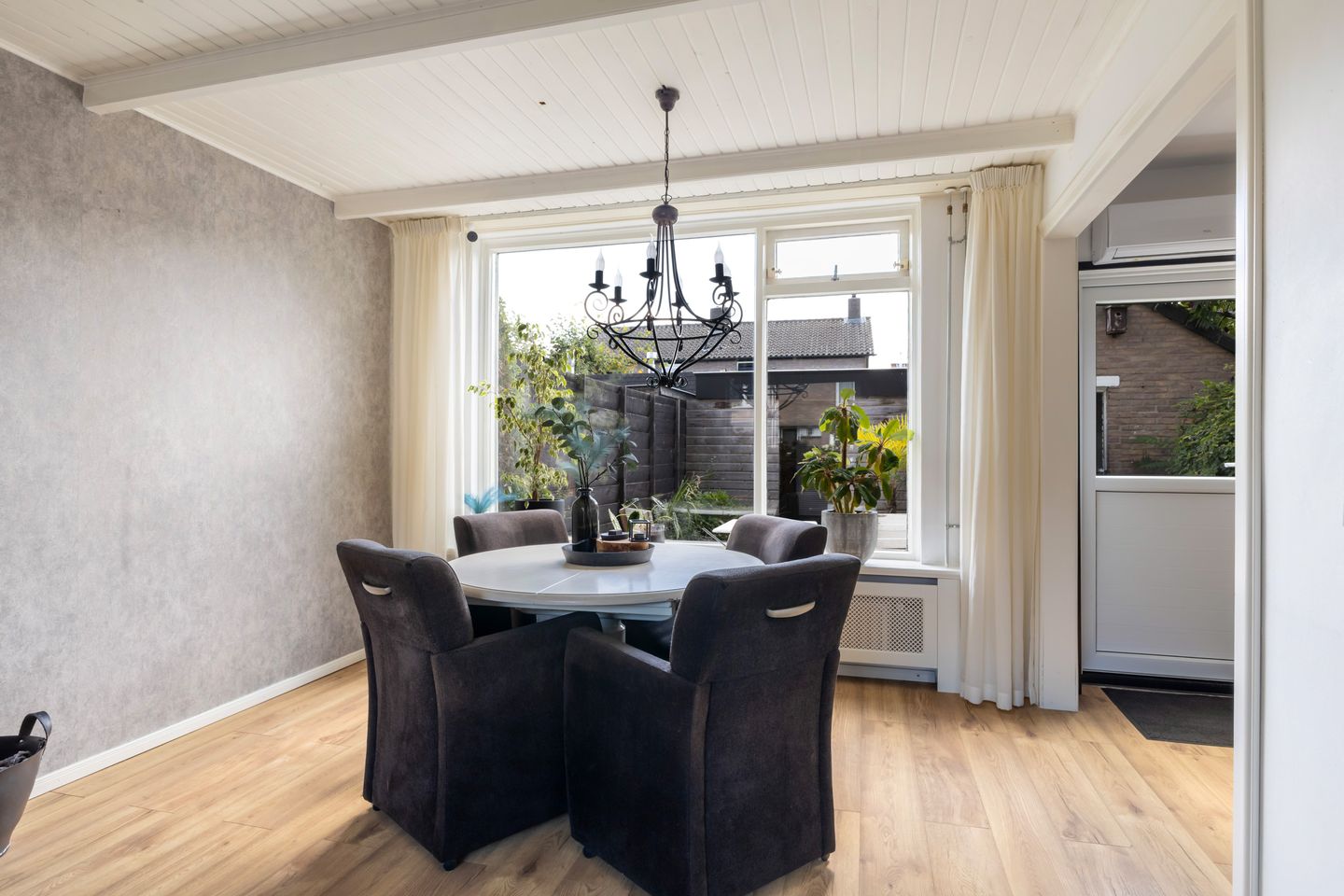 Foto 10 van Schoolstraat 52