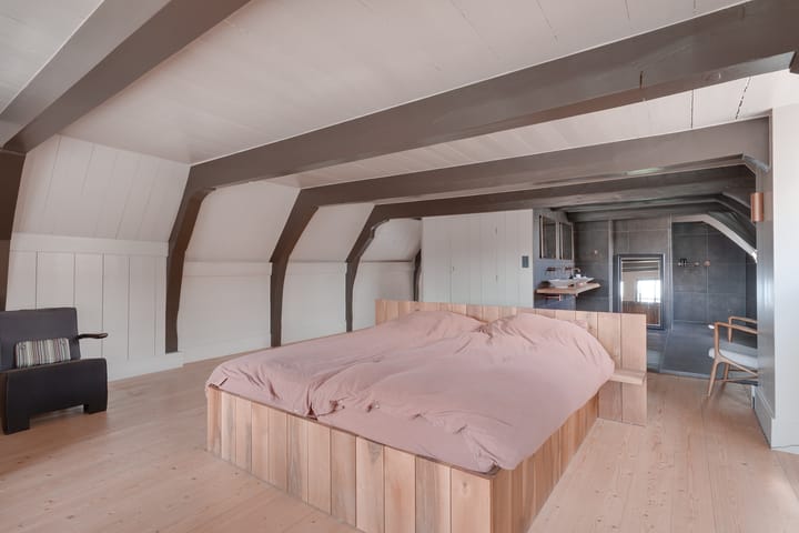 Foto 28 van Rechtestraat 142