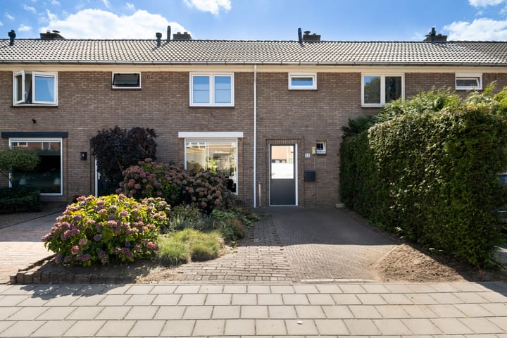 Foto 36 van Schoolstraat 52