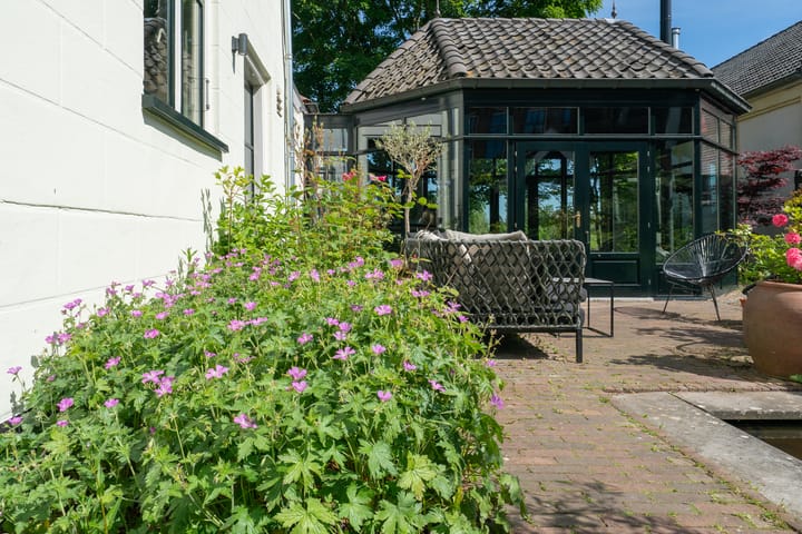 Foto 49 van Rechtestraat 142