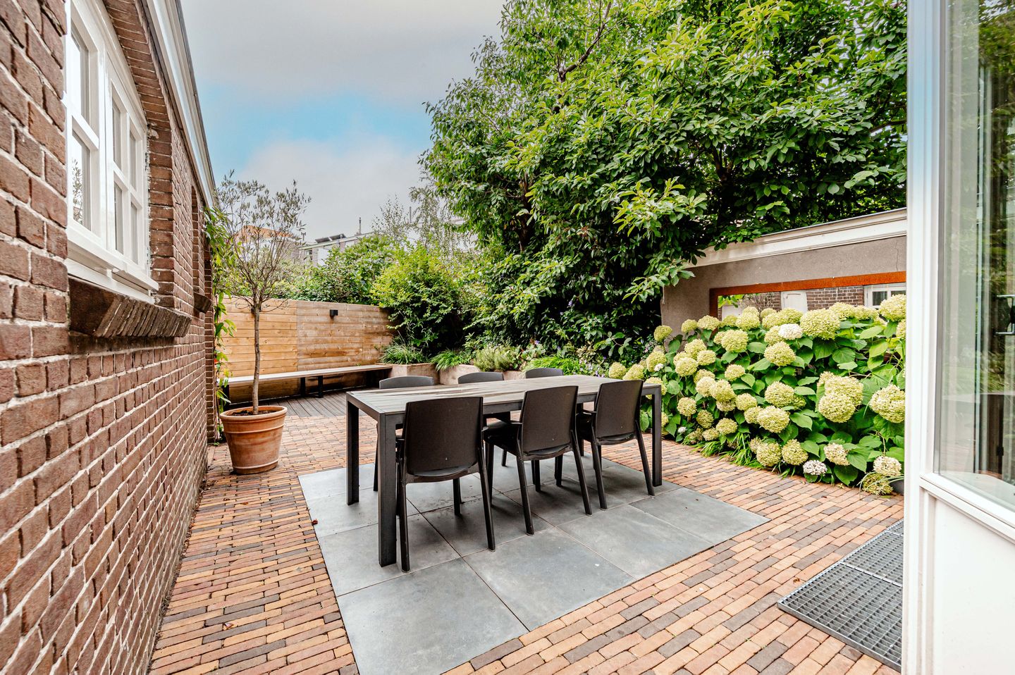 Foto 25 van Laan van Meerdervoort 202