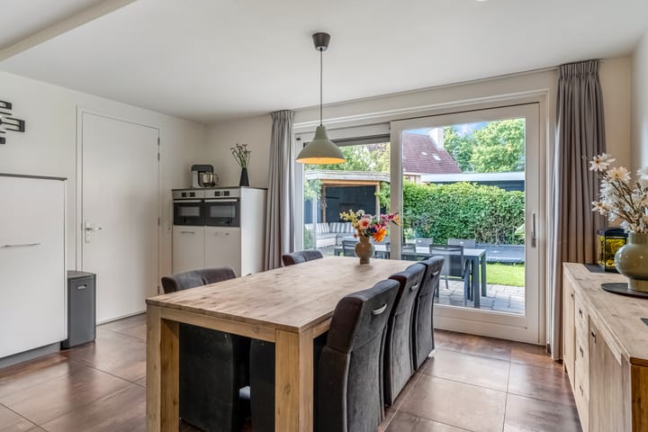 Photo 14 of Heinelaan 8