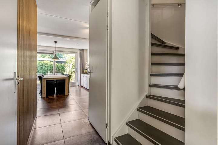 Photo 19 of Heinelaan 8