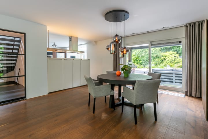 Photo 29 of van Lyndenlaan 10