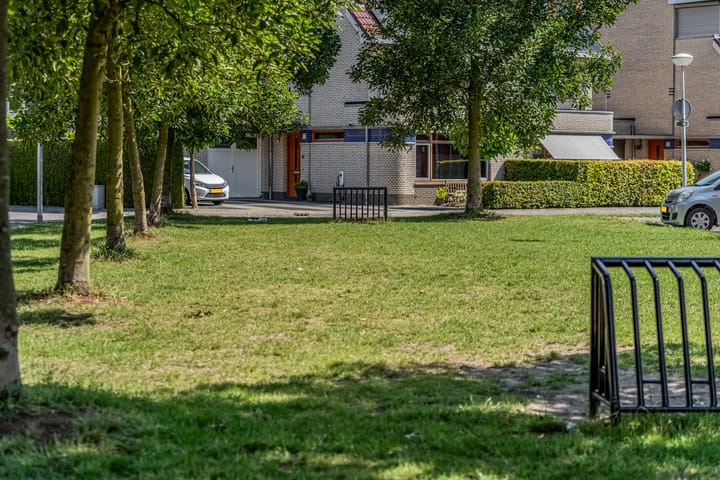 Photo 47 of Heinelaan 8