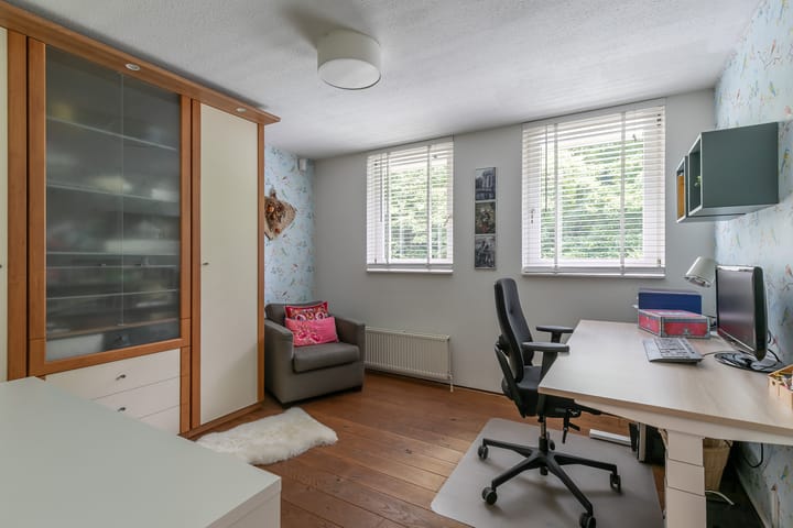 Photo 72 of van Lyndenlaan 10