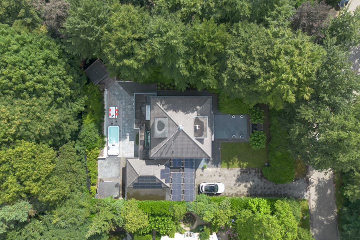 Photo 89 of van Lyndenlaan 10