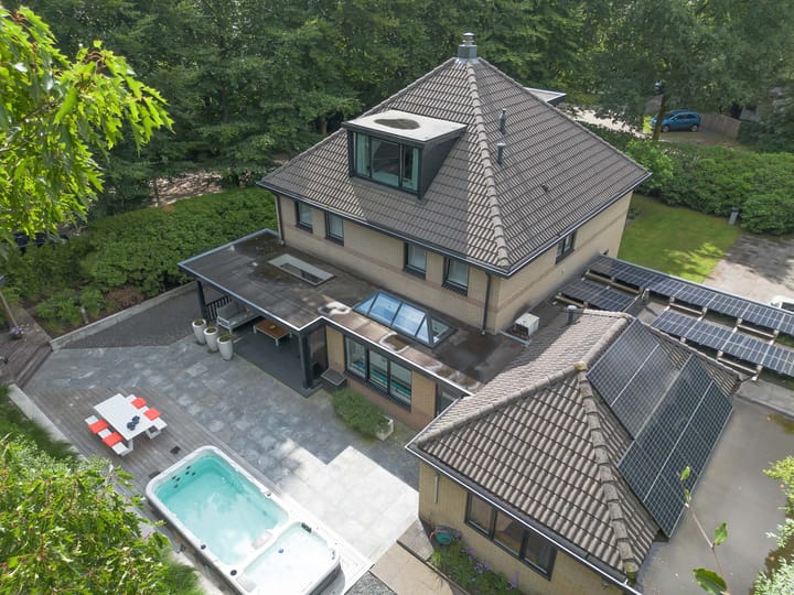 Photo 90 of van Lyndenlaan 10