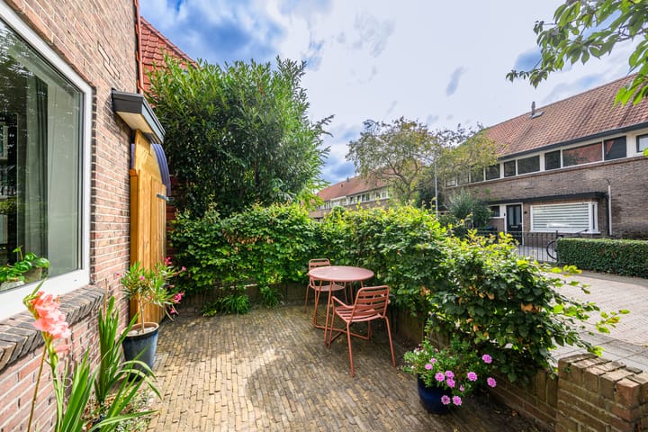 Photo 2 of Bellstraat 17