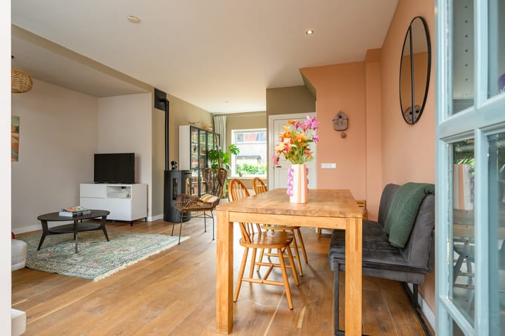 Photo 11 of Bellstraat 17