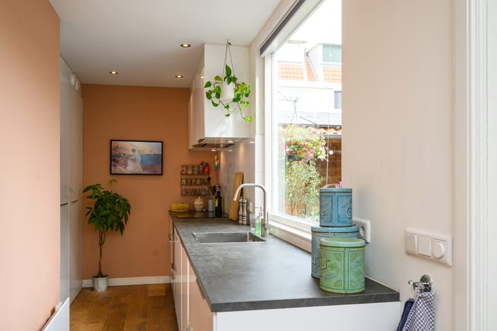 Photo 12 of Bellstraat 17