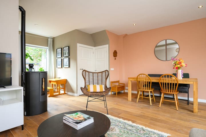 Photo 8 of Bellstraat 17