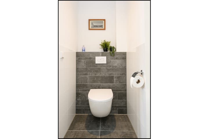 Photo 24 of Bellstraat 17