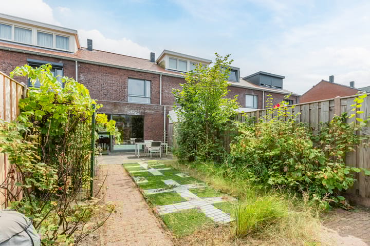 Foto 29 van Piet Baarslaan 20