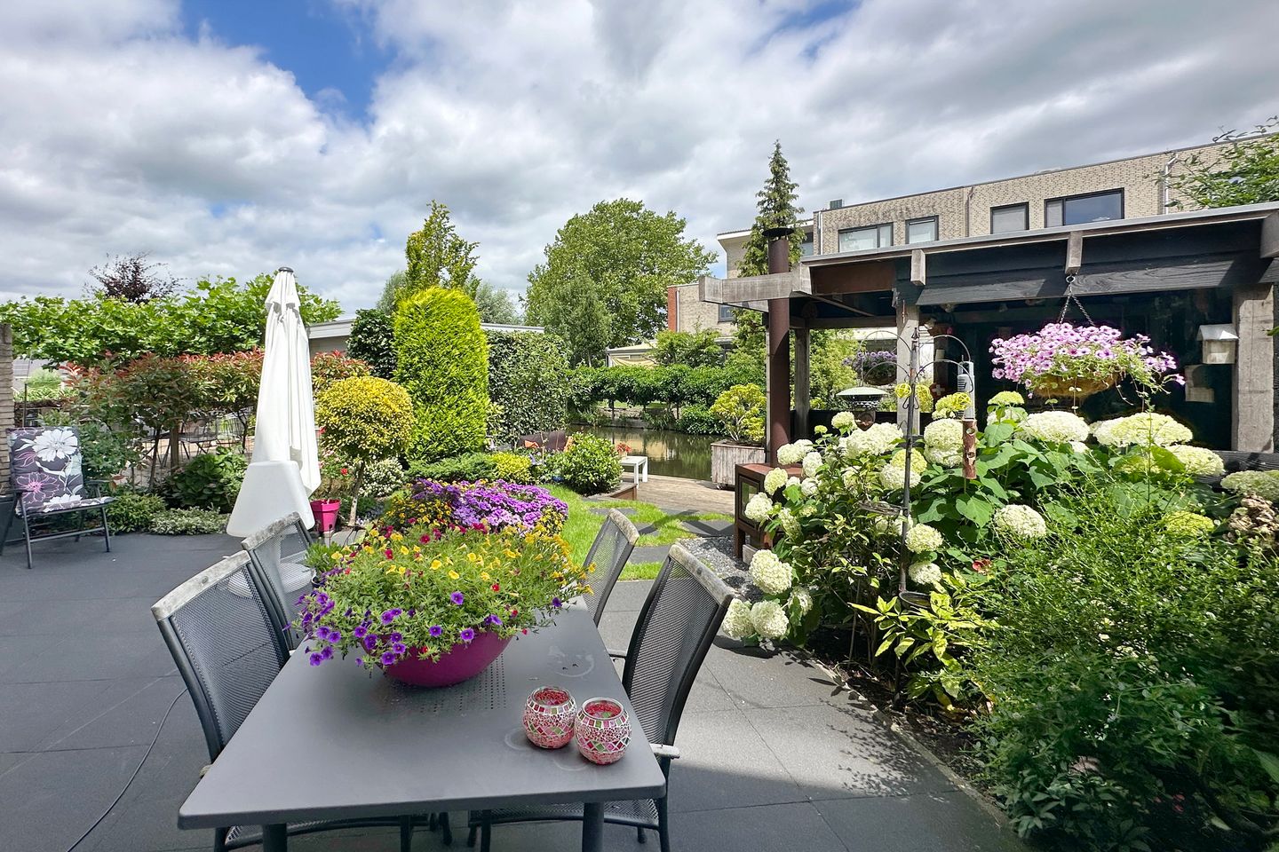 Photo 35 of Dieze 37