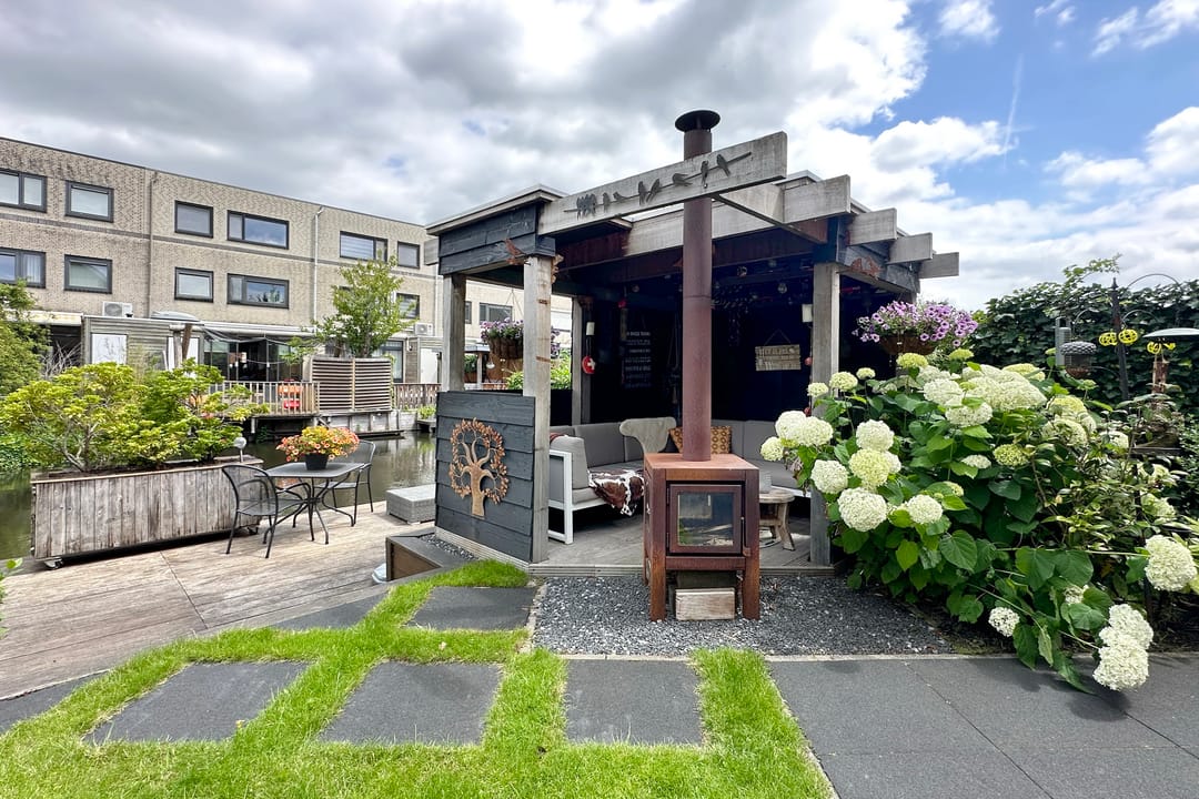 Photo 37 of Dieze 37