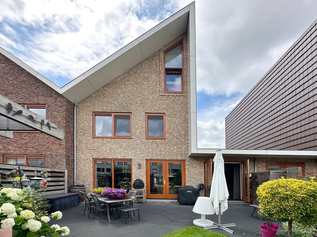 Photo 38 of Dieze 37