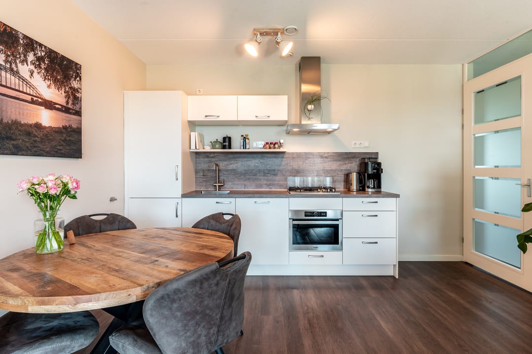 Photo 11 of Tempo Doeloestraat 241